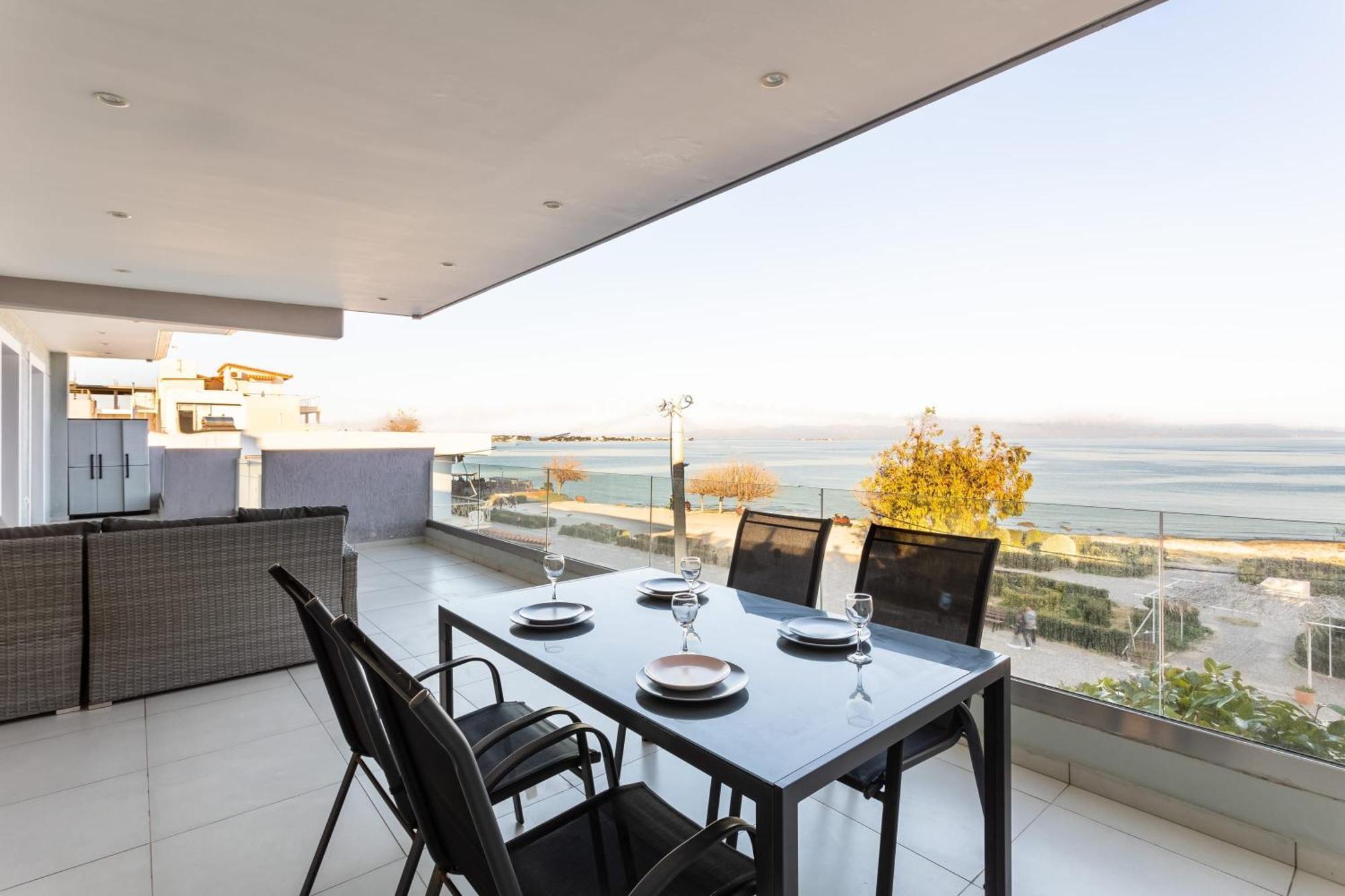 Beachfront Artemida Retreat - Peony Seabreeze Gem Kültér fotó