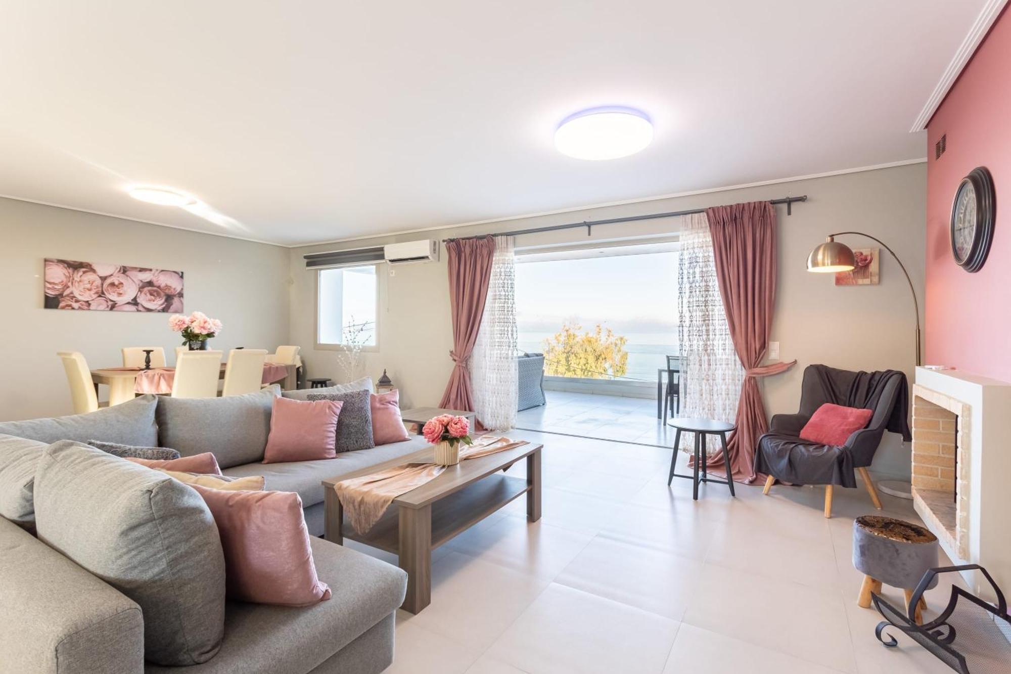 Beachfront Artemida Retreat - Peony Seabreeze Gem Kültér fotó