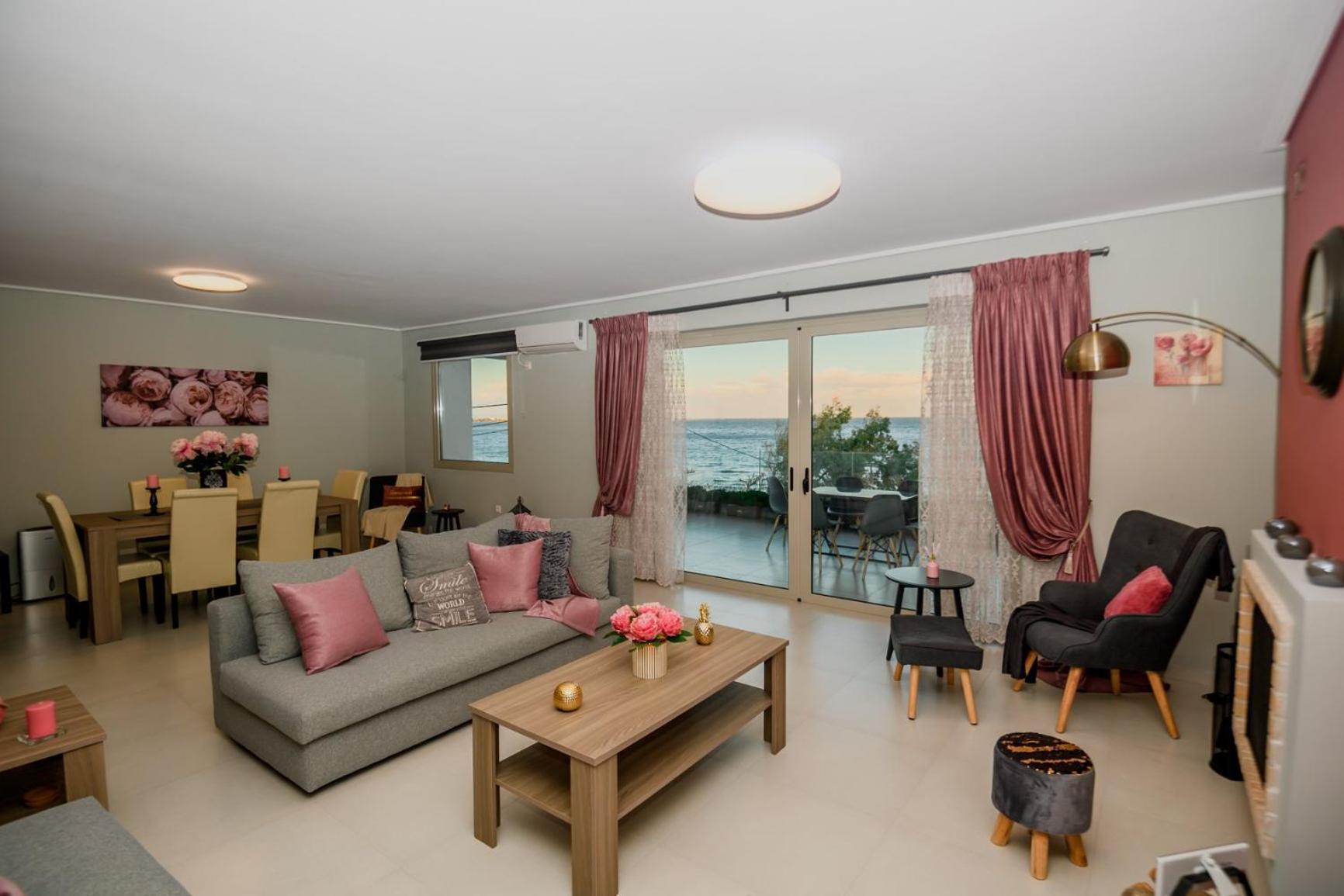 Beachfront Artemida Retreat - Peony Seabreeze Gem Kültér fotó