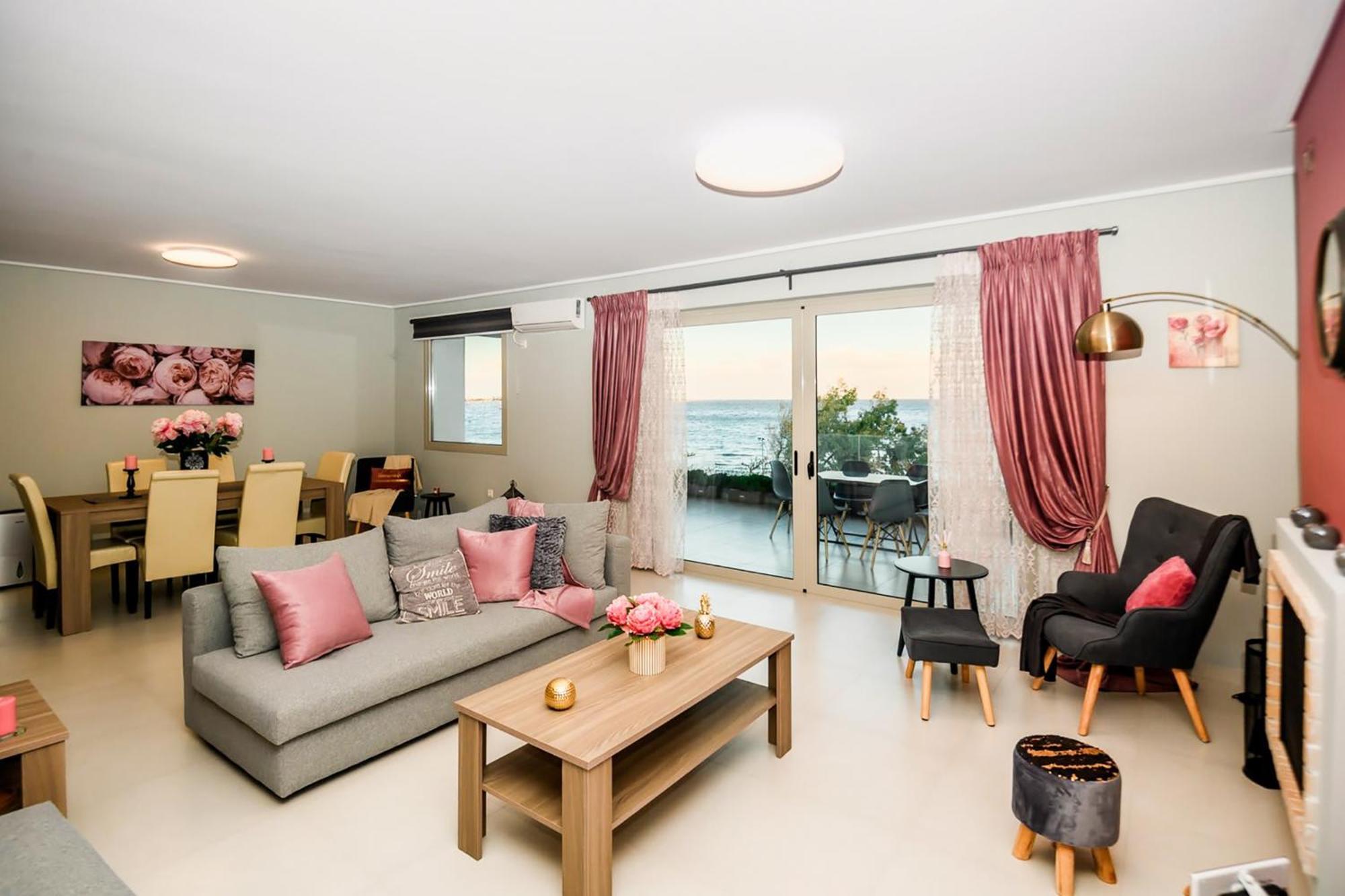 Beachfront Artemida Retreat - Peony Seabreeze Gem Kültér fotó